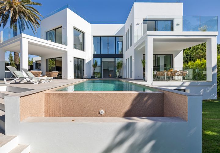 Villa i Marbella, Malaga, Marbella - € 3.450.000 | Ref: ALM5126935 - foto 1